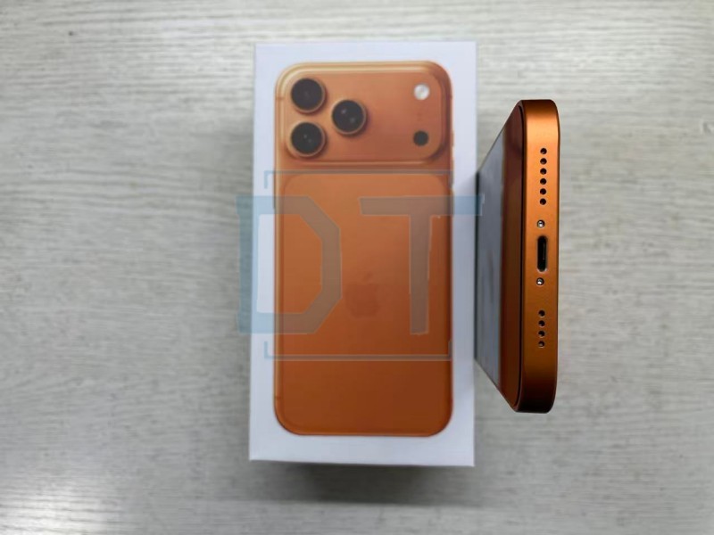 Apple Original iphone 11 in iphone 17 pro style phone Unlocked with iphone 11 Covert to iphone17Pro box sealed 4G RAM smartphone,A+Excellent Condition