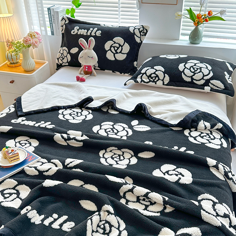 Luxury friendly soft throw black and white camellia pattern multifunctional sleeping blanket suitable & for office/bedroom/travel full-size
