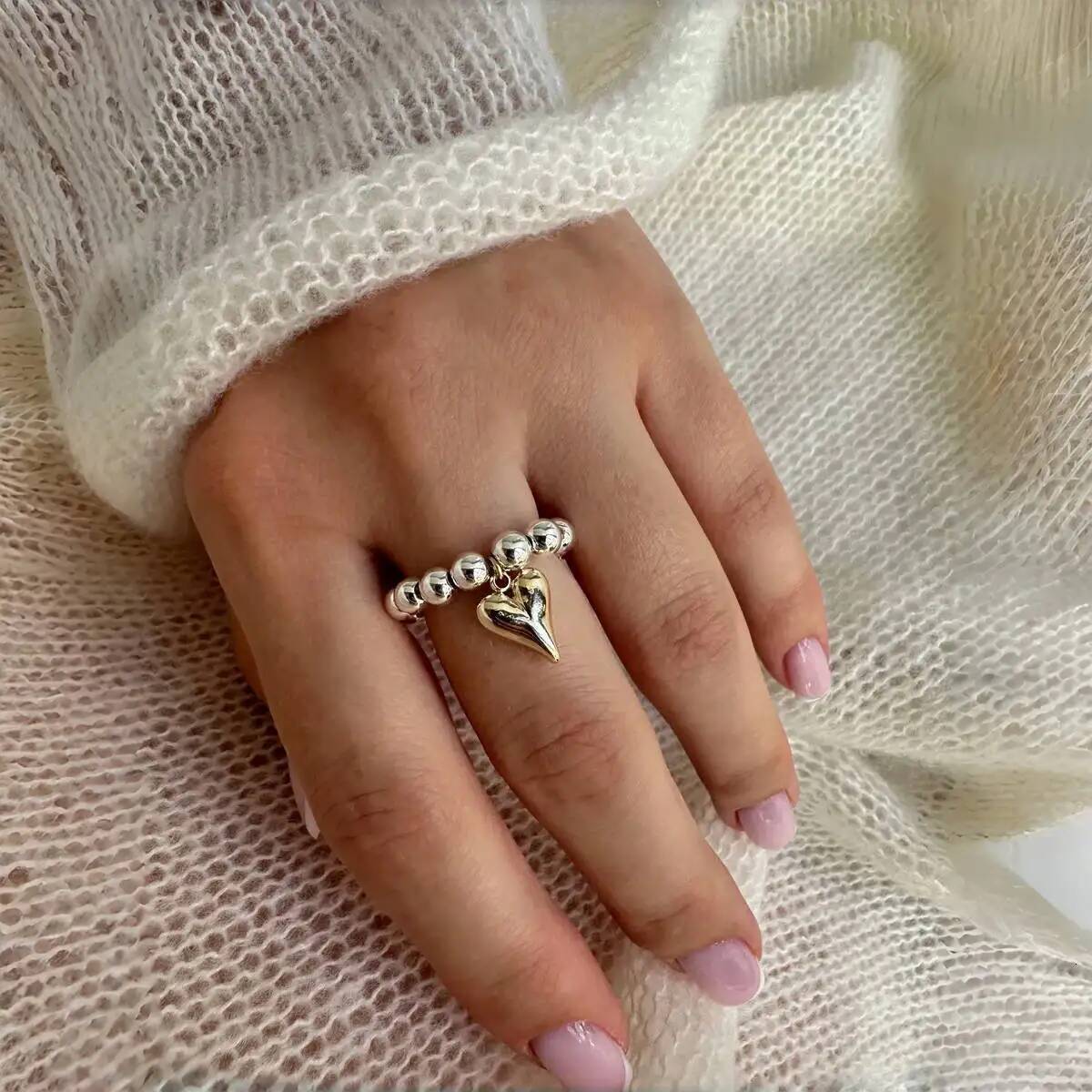 Rings for women Creative Handmade Beaded Bungee Cord Love Heart Pendant Girl Silver Color Adjustable Ring Jewelry free shipping