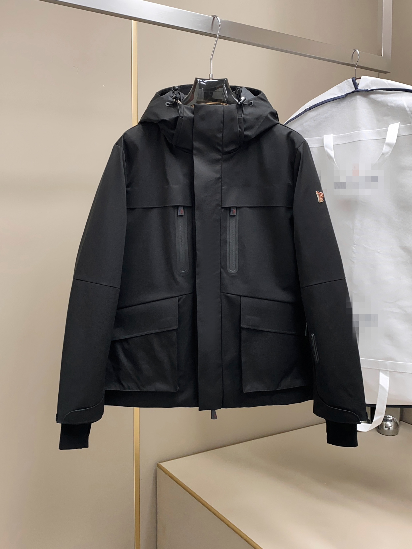 France Luxury Brand GRENOBLE mens down jacket Designers Men S Clothing Fashion hombre ski suit Luxury Winter Outdoor windbreaker jacket Size 1--5 Q250