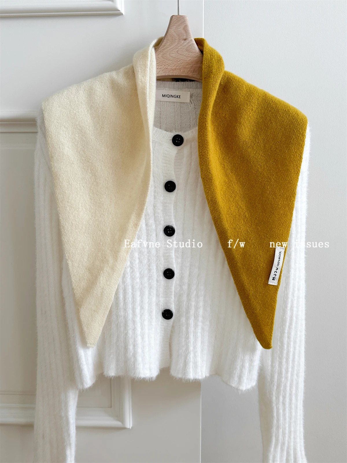 ColorBlock British Triangle Scarf Niche Wool Triangular Scarf Women Head Multifunctional Knitted Scarf Neck Cashmere Scarves 251016