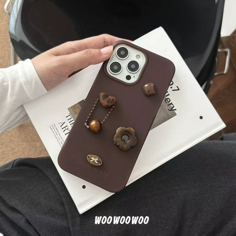 Autumn Style Coffee Color Amber Heart Small Flower iPhone 17 Pro Max iPhone 16 Phone Case 15 for Women