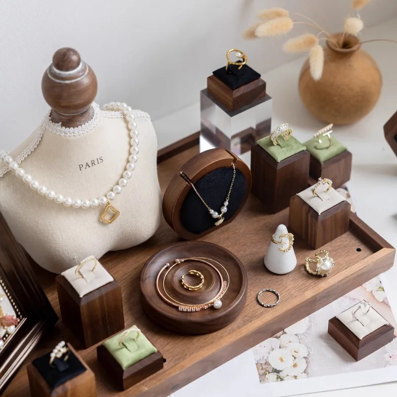 Solid Wood Jewelry Displays Stand Jeweler Necklace Showcase Rack Mini Rings Earrings Show Holder Live Pictures Display Props 251016