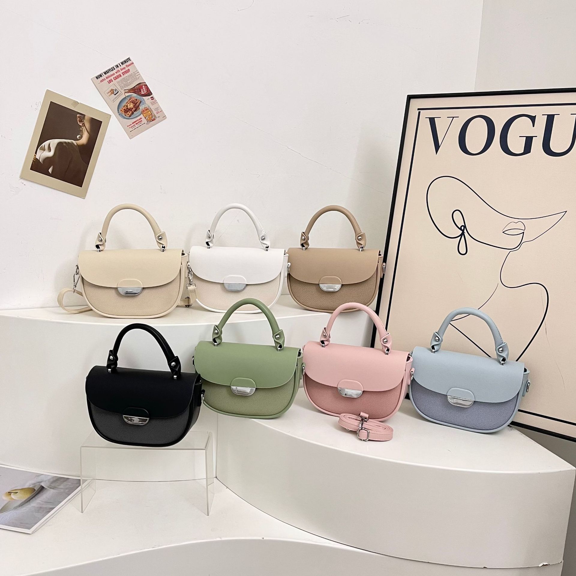 Free shipping designer Fashion Bags New Handheld Small Square Bag for Women Simple Casual Single Shoulder Crossbody Bag