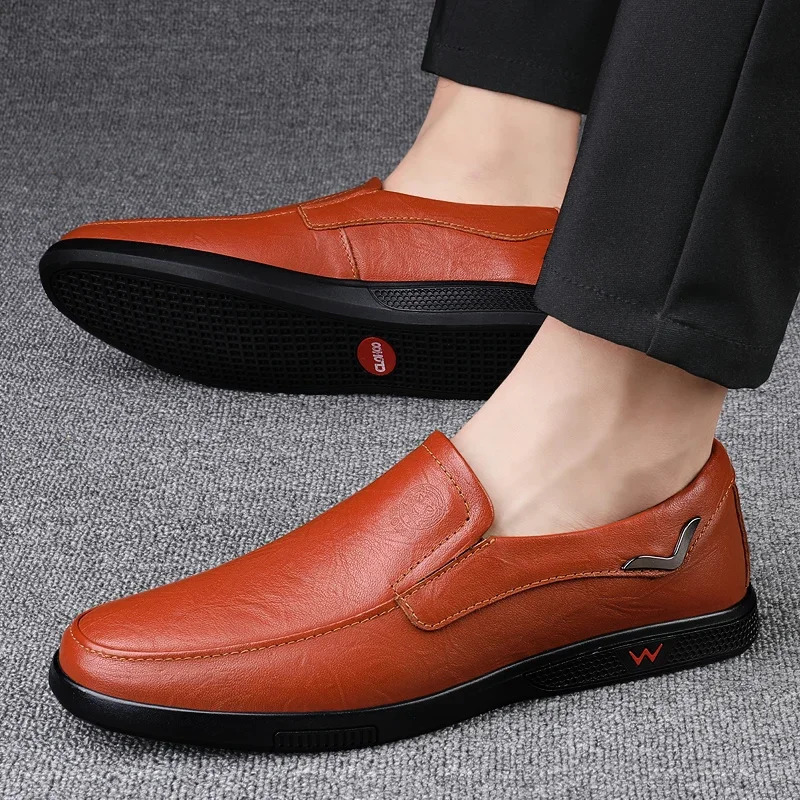 Fashionable mens handmade casual shoes genuine leather mens loafers outdoor comfortable and breathable mens shoes 251013