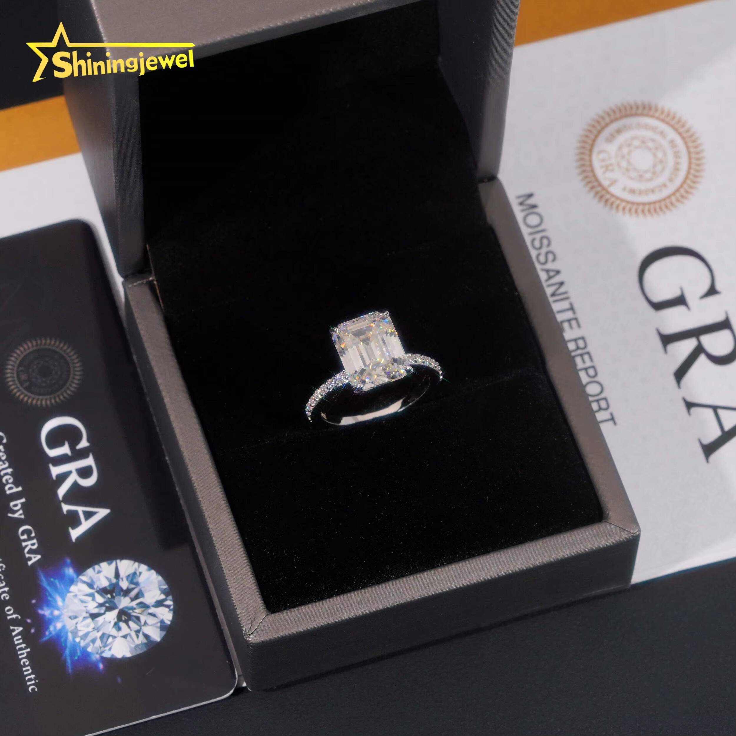Fast Shipping Gold Plated Emerald Cut Wedding Ring Moissanite VVS Pass Diamond Test 925 Sliver Engagement Rings for Women