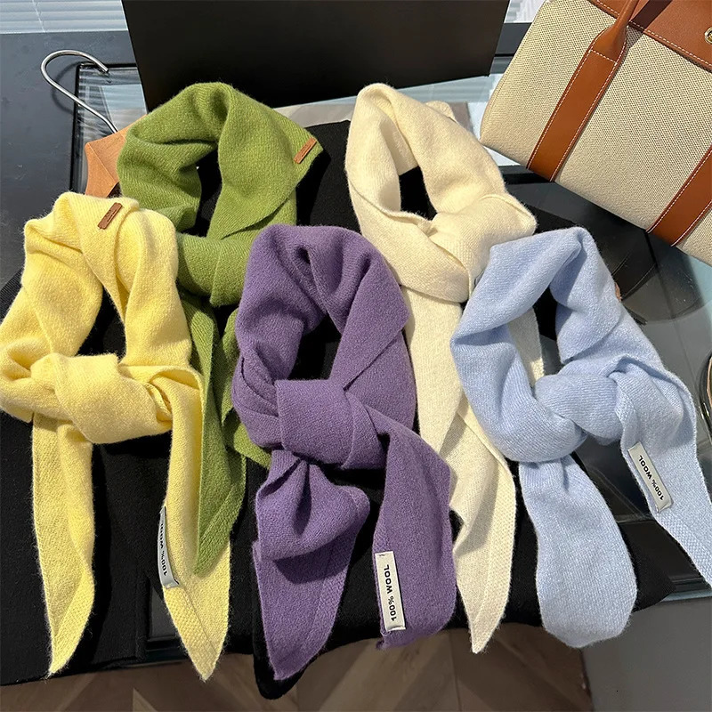 100 Wool Triangle Scarf for Women Fashion Warm Knitted Solid Color Soft Wool Triangle and Wrap Bandana Pashmina Scarves 251016