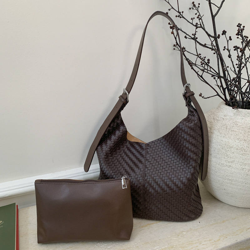 Luxury Brand Designer Bag High-End Hand-Woven Large Capacity Underarm Bag For Women 2025 New Fashion Versatile Tote Bag Single Shoulder Handbag