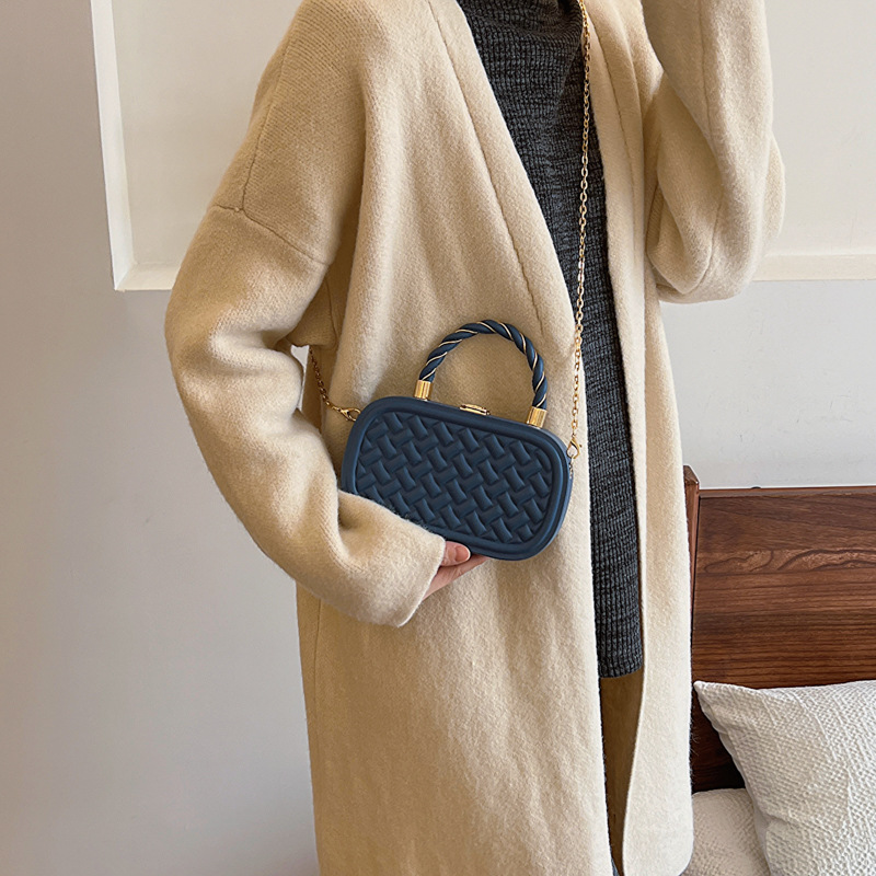 Free shipping designer Fashion Bags New high quality fashionable versatile single shoulder crossbody bag women Stylish Spacious Chic