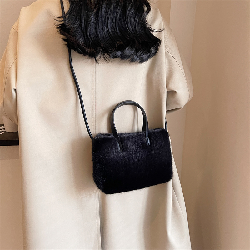 Free shipping designer Fashion Bags New high quality fashionable versatile single shoulder crossbody bag women Stylish Spiffy