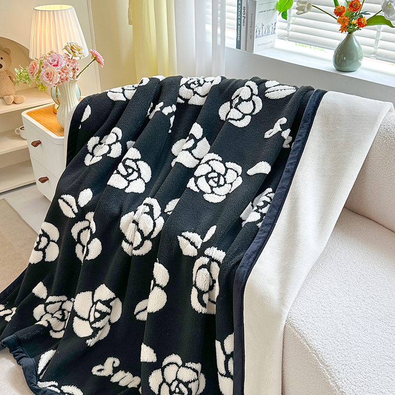 Luxury friendly soft throw black and white camellia pattern multifunctional sleeping blanket suitable & for office/bedroom/travel full-size