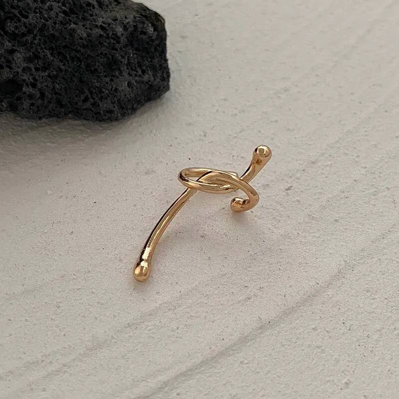 Fashion Designer earrings Gold Color Knotted Ear Clip for Women Girls Simple No Pierced Ear Cartilage Clip Jewelry Gifts