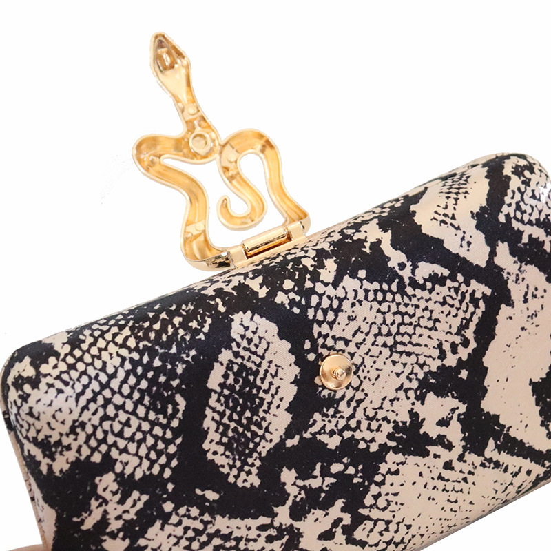 Luxury Brand Designer Bag New Snake Pattern Evening Bag Handmade Banquet Bag Iron Box Evening Bag Snake Shape Switch Clutch Bag
