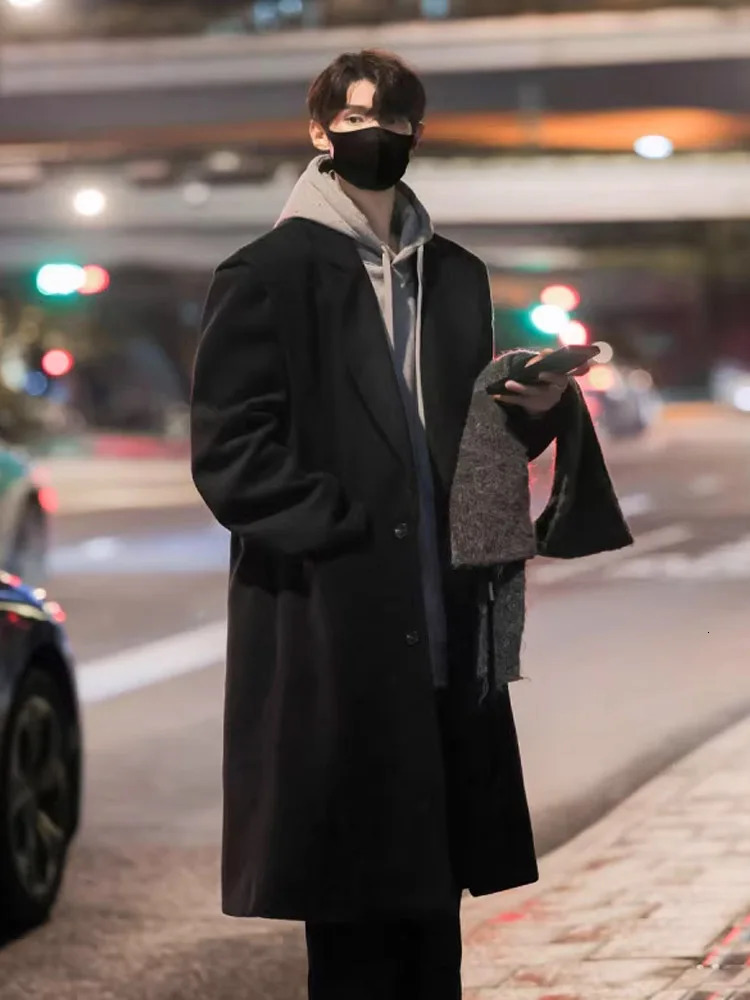 Korean Khaki Woolen Coat Mens Autumn Winter MidLength KneeOver Woolen Coat HighEnd Aosphere Outerwear 251017