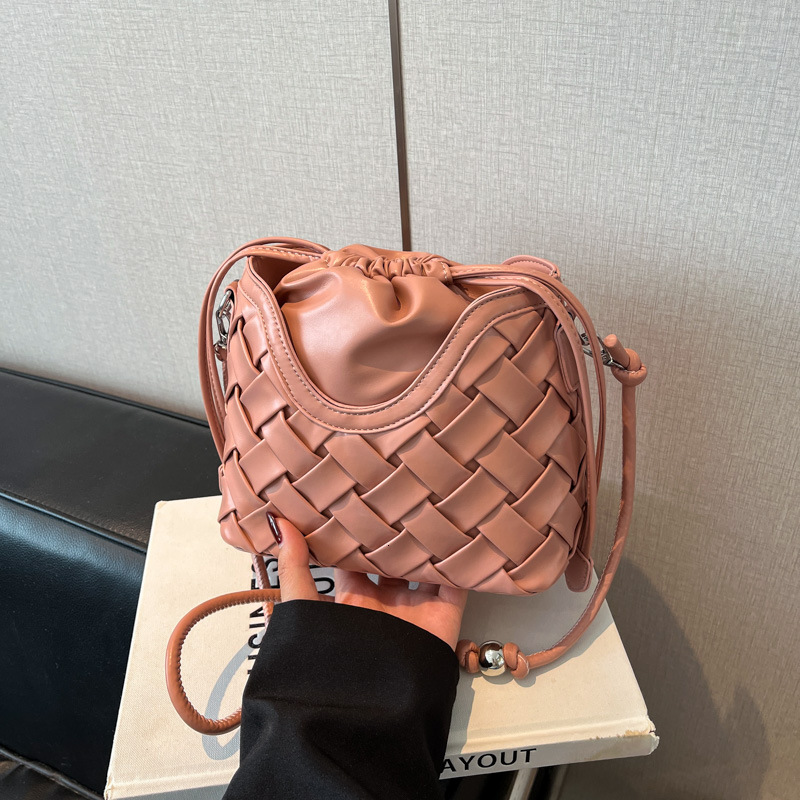 Luxury Brand Designer Bag High-End Luxury Woven Handbag For Women 2025 Summer Fashion Versatile Bucket Bag Casual Shoulder Crossbody Bag