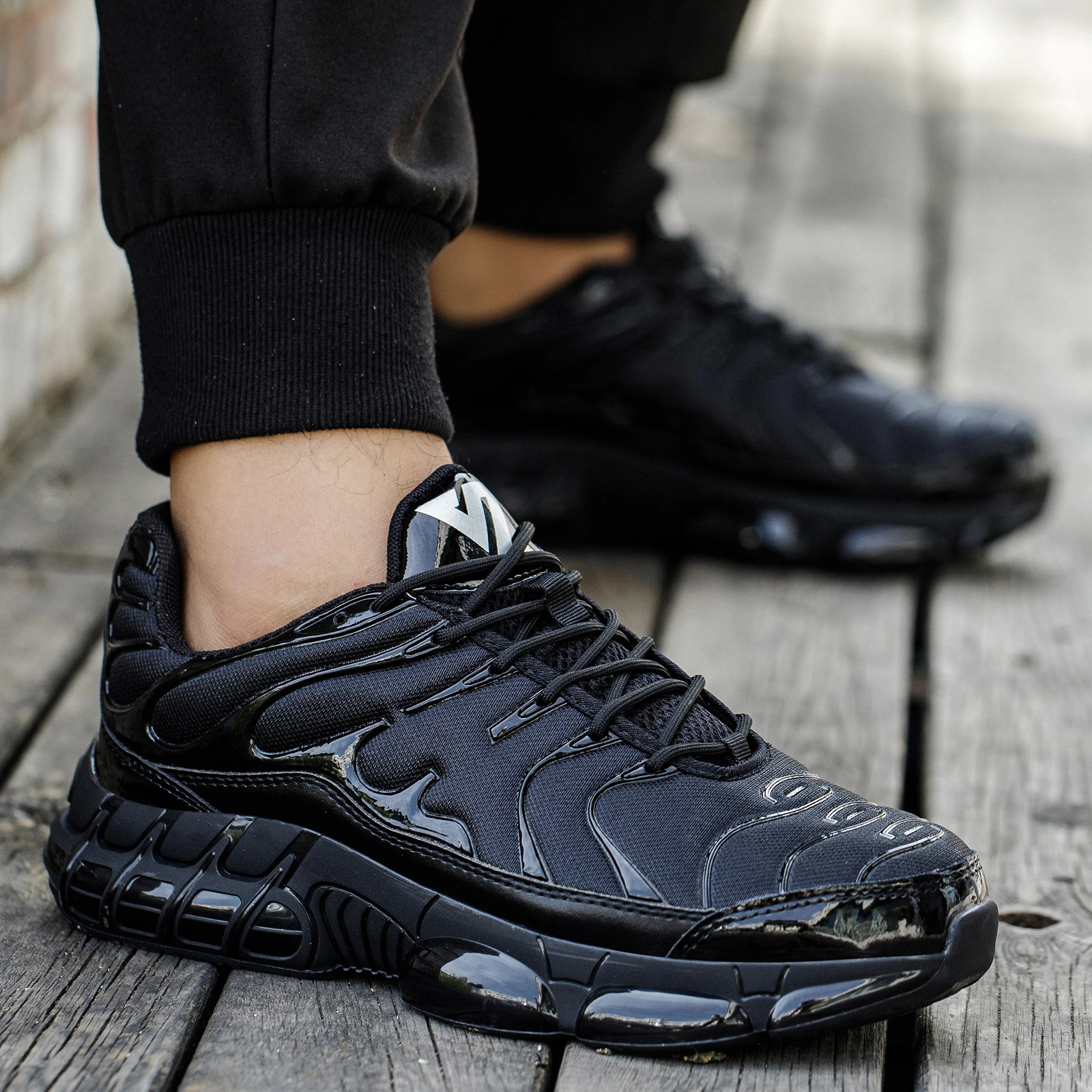 High Quality Steel Toe Safety Shoes Men Work Sneakers Indestructible PunctureProof Protective Male Footwear 251013