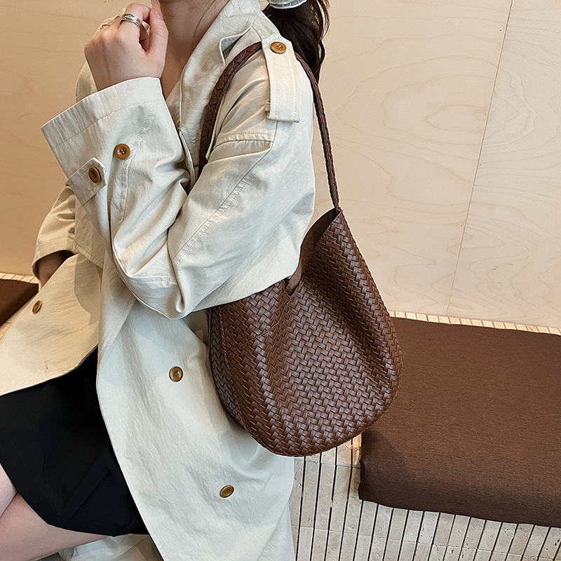 Luxury Brand Designer Bag Korean High-End Versatile Woven Bucket Bag For Women, Ins Fashion Casual Shoulder Underarm Bag, Handbag