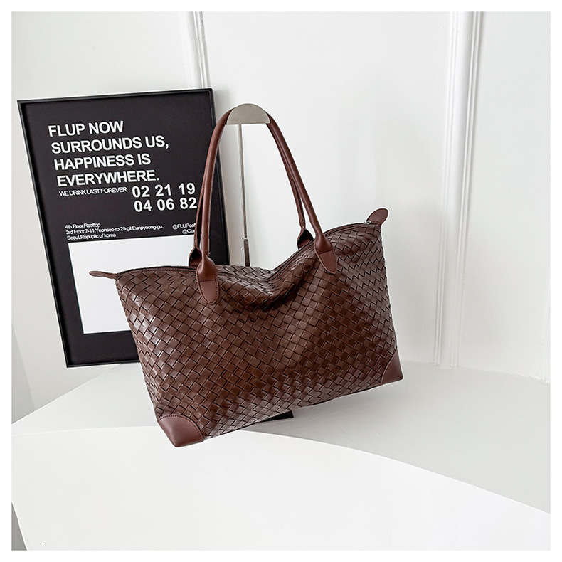 Luxury Brand Designer Bag Mommy Bag Short Trip Business Travel Portable Fashion Large Bag Storage Bag Large Capacity Korean Style Trendy Tote Bag