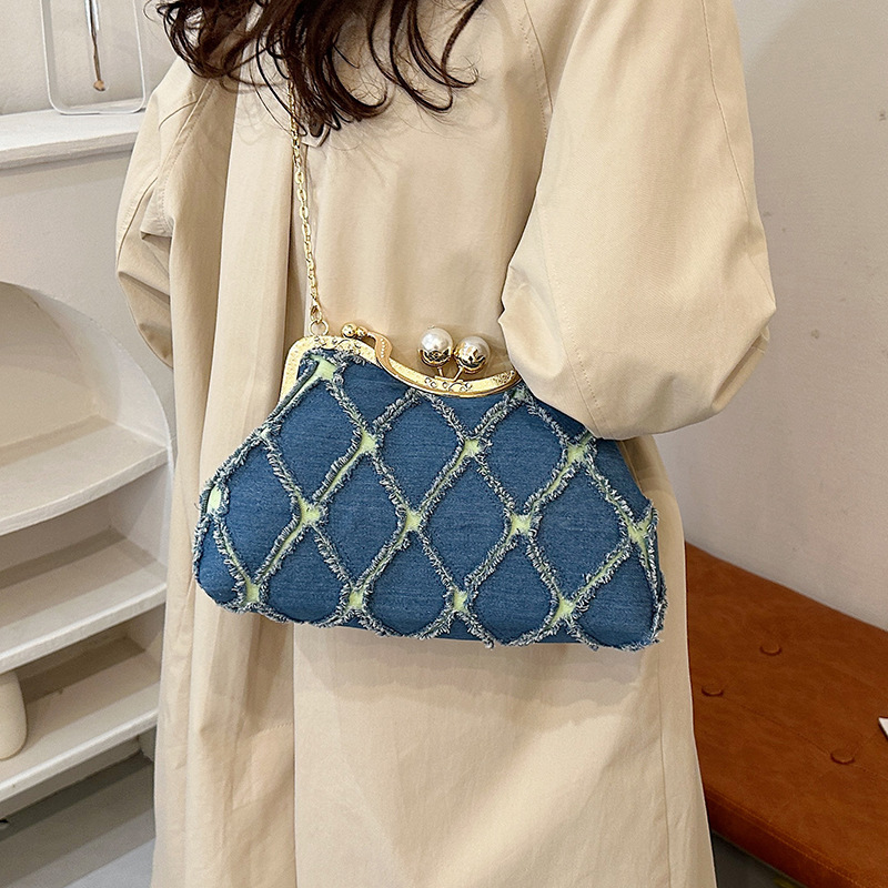 Free shipping designer Fashion Bags New high quality fashionable versatile single shoulder crossbody bag women Stylish Spiffy Unique