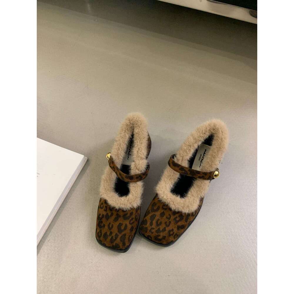 Chunky Heel French Style Furry for Women 2025 New Autumn Winter Designer Shoe Closed Toe Half Slippers with Fleece Lining