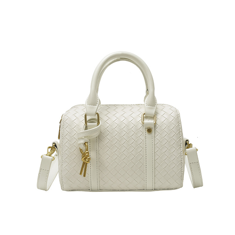 Luxury Brand Designer Bag Spring Summer New Handheld Boston Bag Woven Bag Business Commuter Travel Bag Single Shoulder Crossbody Handbag