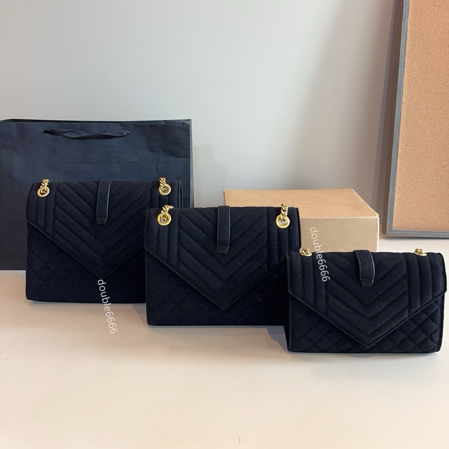 Designer suede fabric crossbody bag Luxury women Shoulder Bag Classic Fashion Casual Handbag Chain envelope Bag work Flap Messenger Bag Travel Bag phone bag