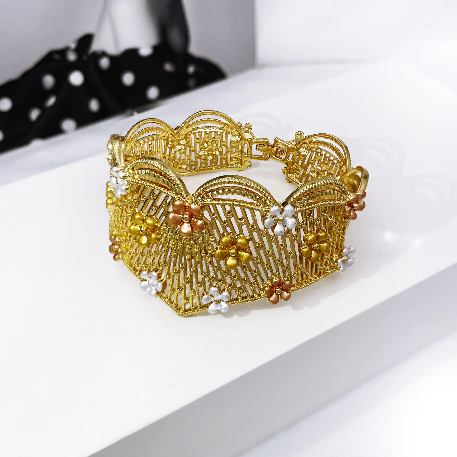 Jewelry Set For Women Tricolor Plating Necklace Earrings Bangle And Ring Full Set Jewelry Wedding Party Gift 251016