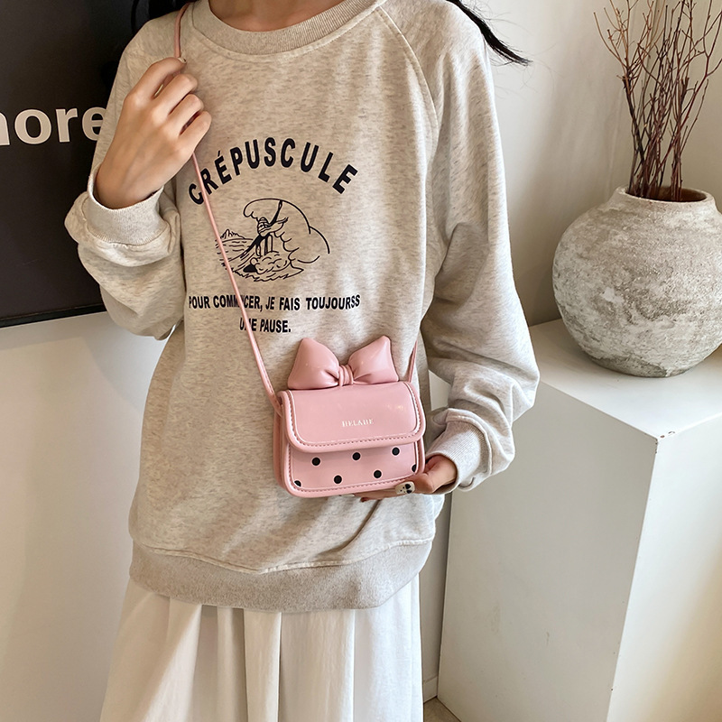Luxury Brand Designer Bag Children's Bag 2025 New Bowknot Mini Small Square Bag Parent-Child Design Girls Crossbody Coin Earphone Lipstick Bag
