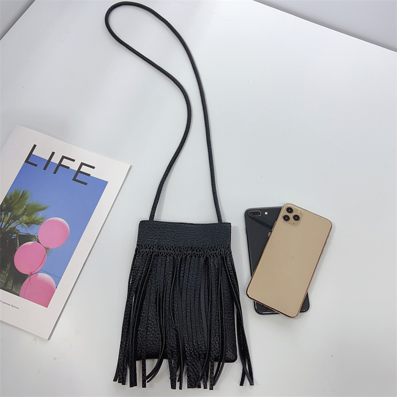 Luxury Brand Designer Bag Korean Style Tassel Crossbody Small Bag Comfortable Soft Leather Neck Hanging Phone Bag Textured Single Shoulder Casual Vers