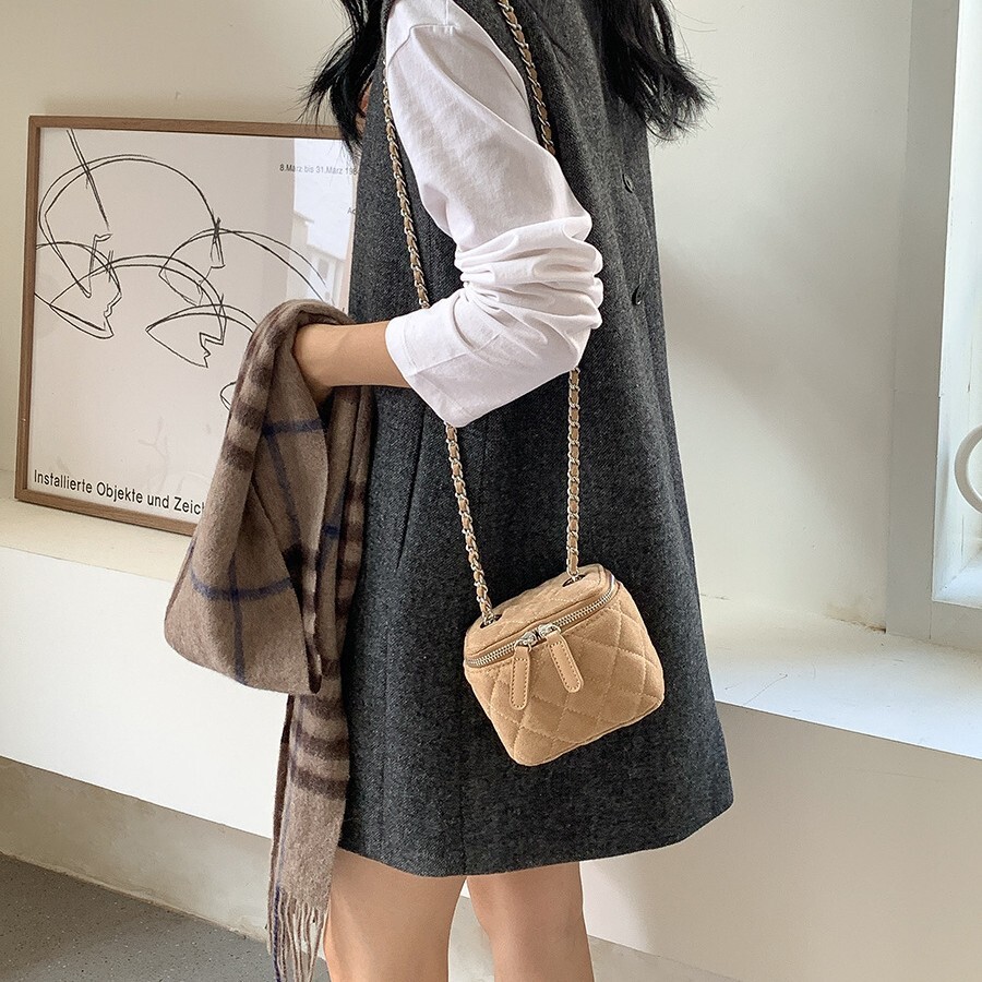 Luxury Brand Designer Bag Autumn Winter New Mini Shoulder Box Bag Fashion Lipstick Chain Bag Women's Crossbody Small Style Quilted Suede Bag