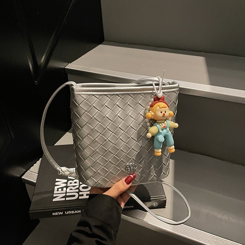 Luxury Brand Designer Bag 2025 Summer New High-Quality Woven Bucket Bag For Women, Casual Simple Versatile Shoulder Crossbody Bag