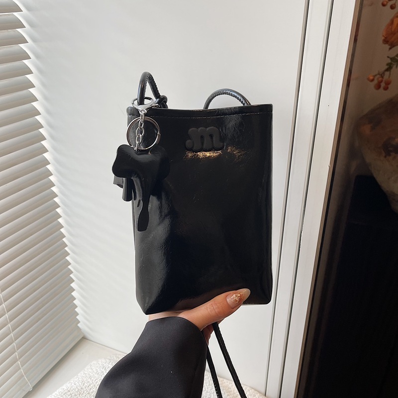 Luxury Brand Designer Bag Mini Small Bag For Women Summer 2025 New Fashion Trendy Crossbody Bag Super Popular Silver Small Square Bag