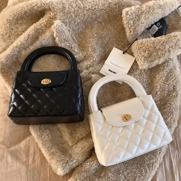 Luxury Brand Designer Bag 2024 Korean Style Simple Quilted Small Chain Bag Fashion Crossbody Handheld Small Bag