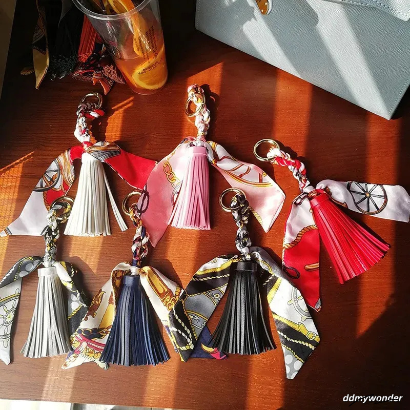 Style Silk Woven Key Lanyard Decoration Soft PU Leather Car Keychain Accessories Fashion Womens Tote Bag Jewelry Pendant 250227 Ddmywonder