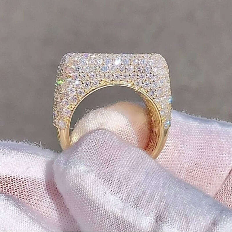 Men's Style Signet 14k Iced Bright Round Cut Lab-Grown Hip-Hop Jewelry Rapper Pinky Ring