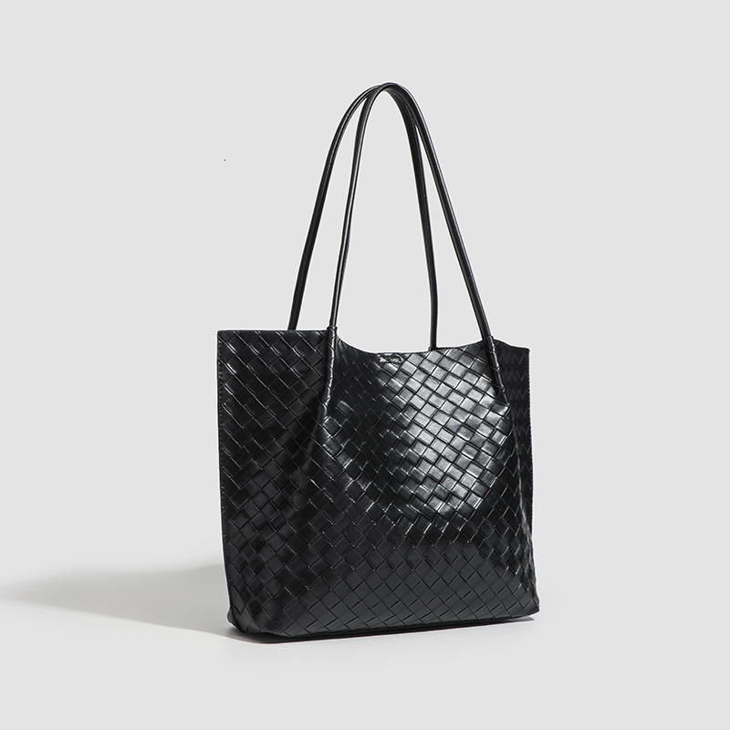 Luxury Brand Designer Bag 2025 Summer New Handwoven Women's Bag Light Luxury Simple Commuting High-End Feel Large Capacity Tote Bag