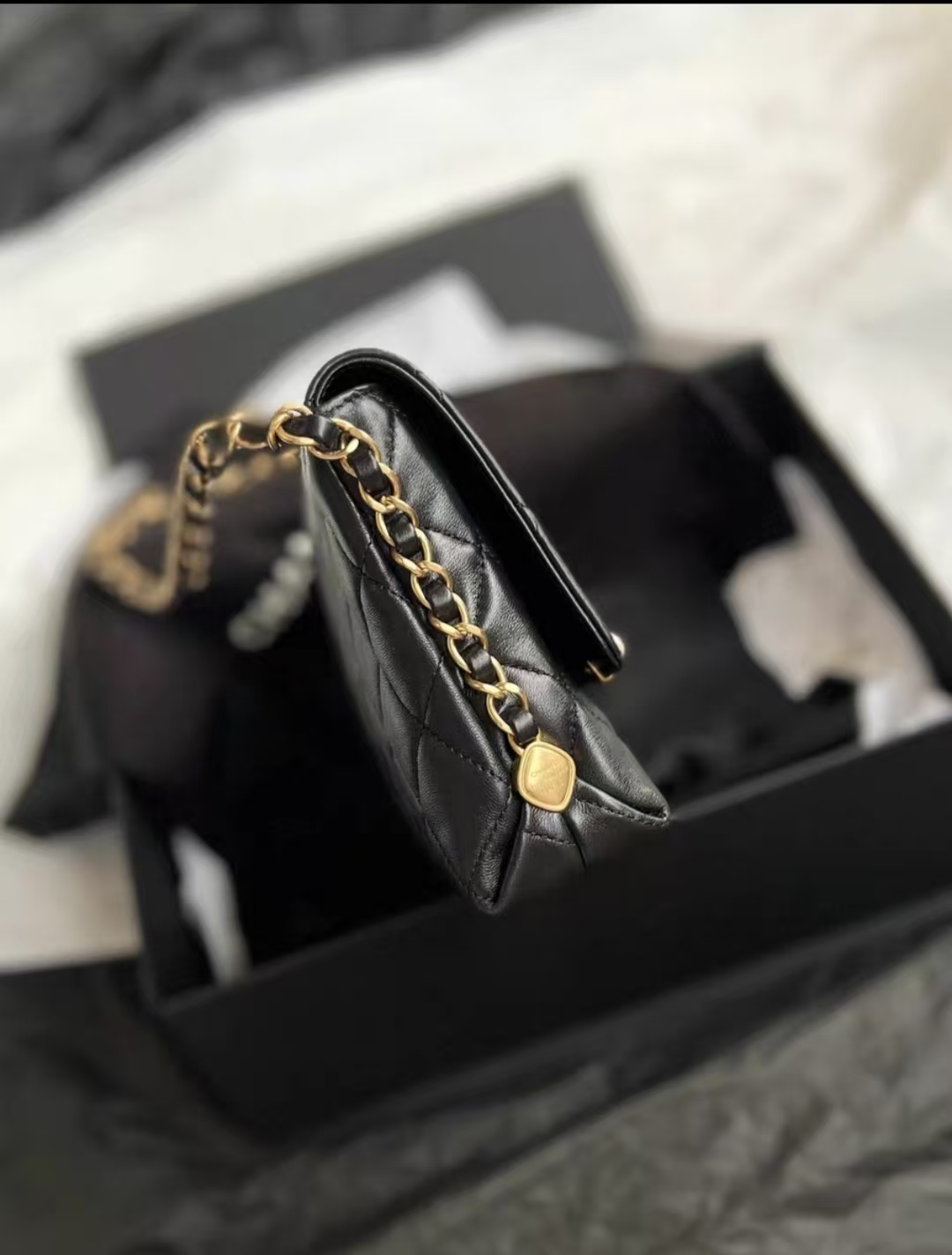 Elegant Designer Pearled 'Flip & Go' Tote by 20A - Versatile Full Grain Leather Shoulder Purse