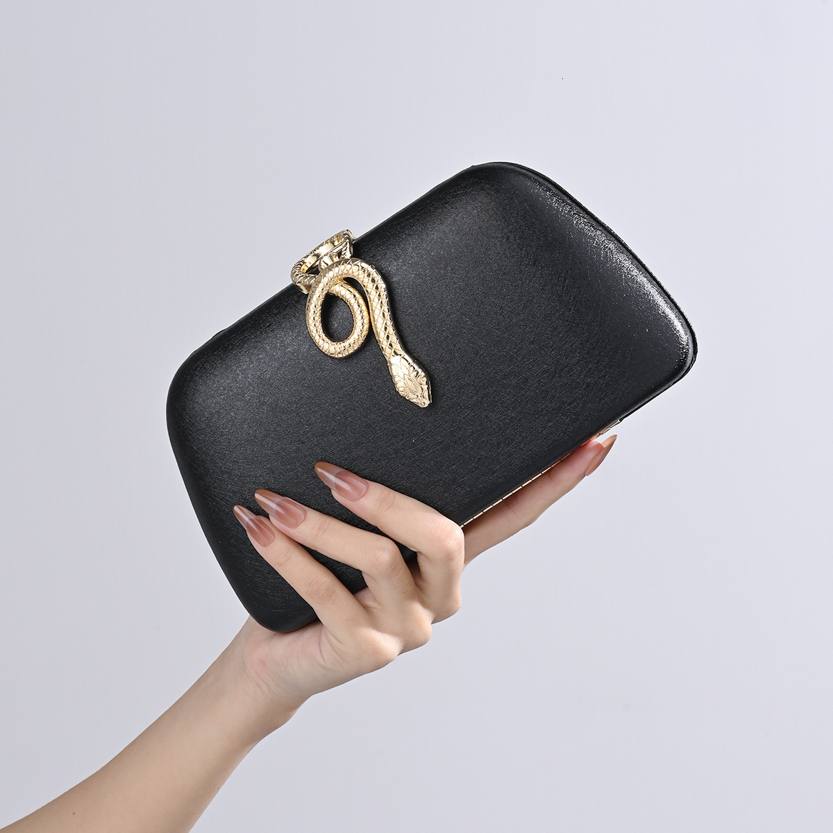 Luxury Brand Designer Bag New Metal Snake-Shaped Niche Design Clutch Evening Dress Single Shoulder Crossbody Chain Party Bag