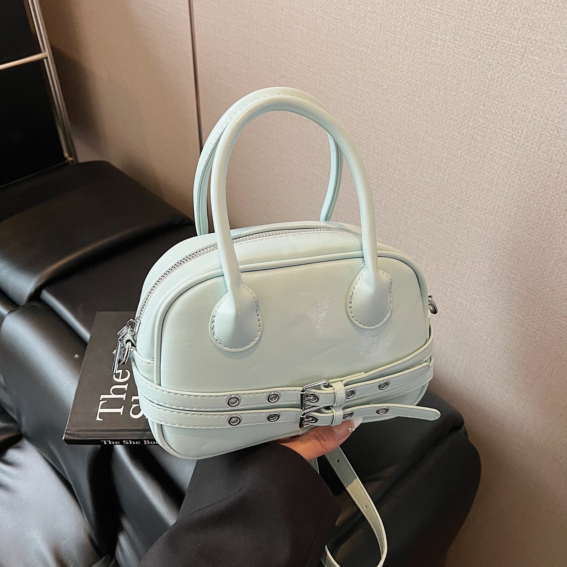 Luxury Brand Designer Bag 2025 Spring Summer New Korean Style Niche Trendy Fashion Small Square Bag For Women, Versatile Large Capacity Single Shoulde