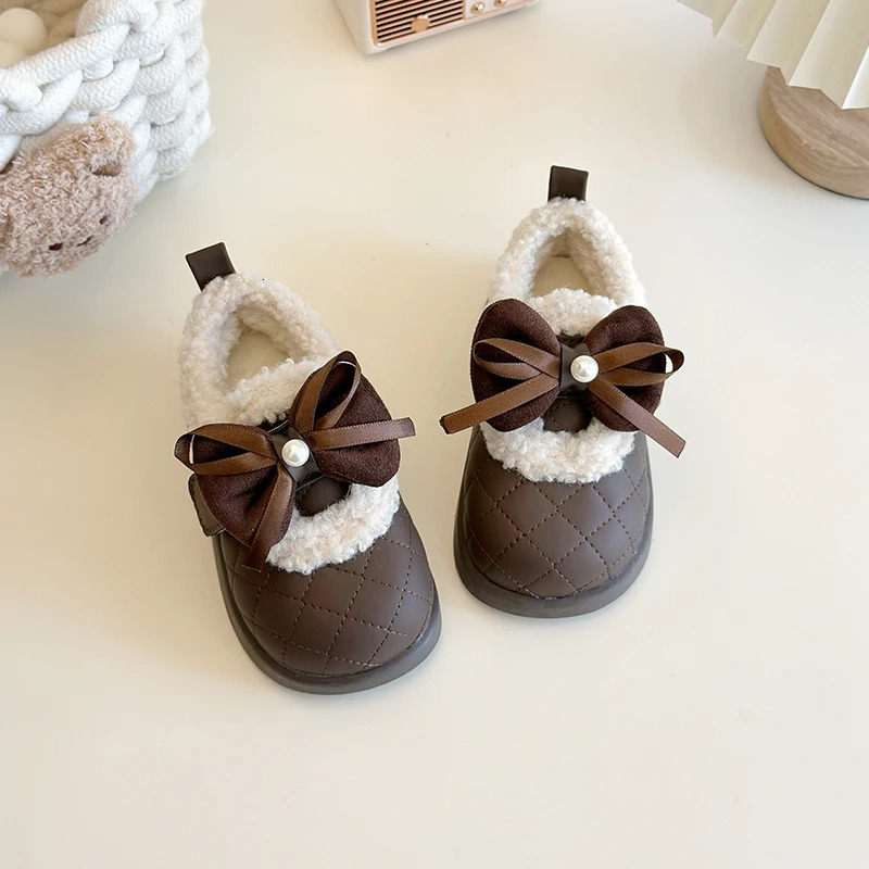 Outdoor Girls Winter Cotton Shoes Fashion Beige Kids Soft Bottom Princess Shoes Warm Causal Childrens Plush Shoes with Bowknot 251014