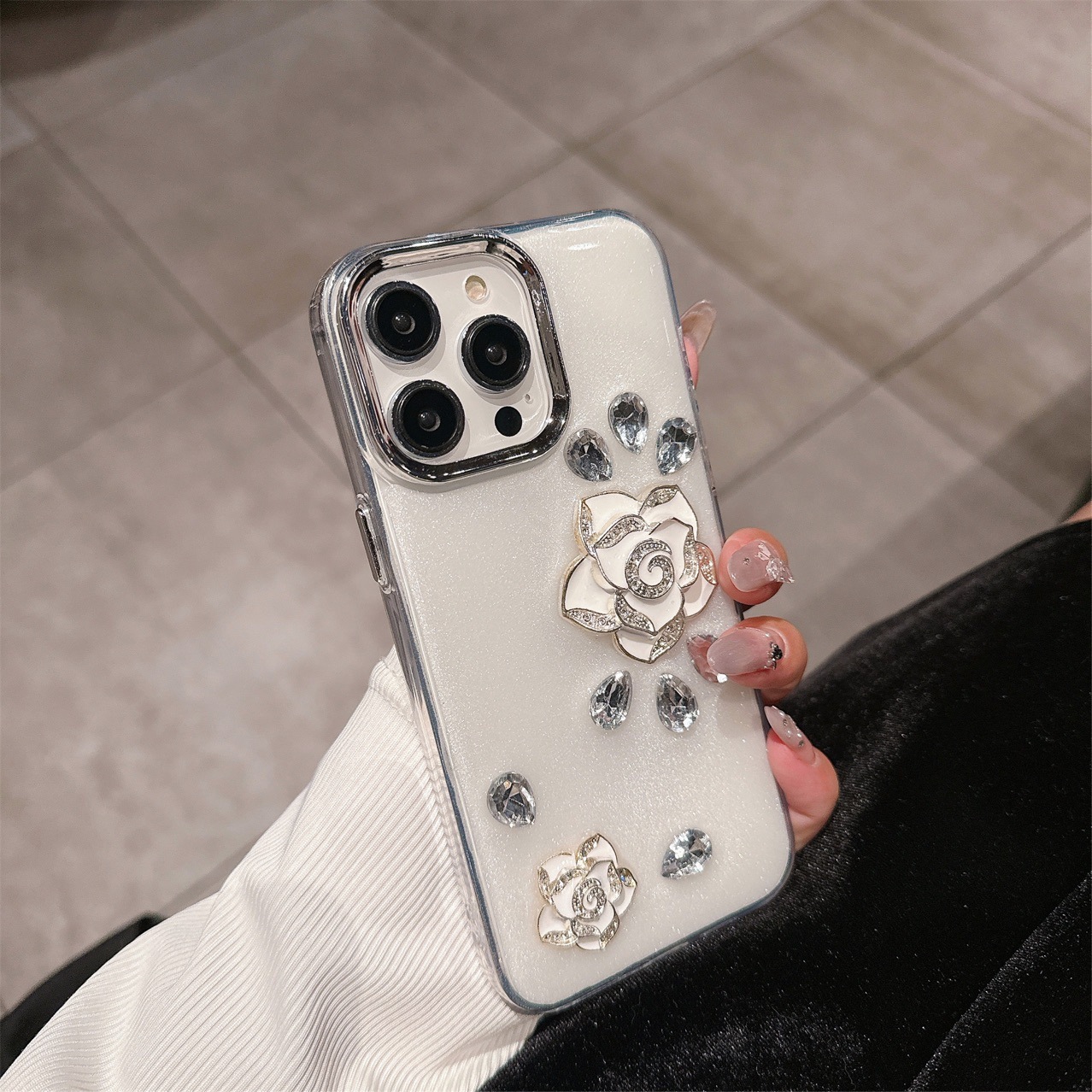 iPhone 17 Pro Max Rhinestone Case, Cute 3D Glitter Sparkle Bling Luxury Shiny Crystal Diamond Camellia Protective Case