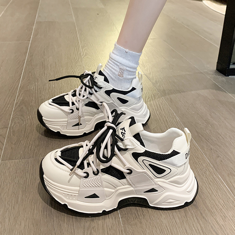 New women's sports shoes with wool lining for warmth, black and white straps, fashionable soft sole, anti slip, designer children's shoes