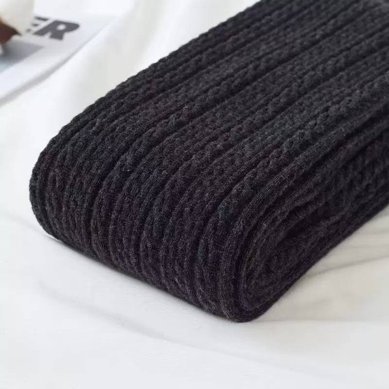 7PCDurable Autumn-Winter Ladies Thermal Knit Leggings with Comfortable Deep Grey Color