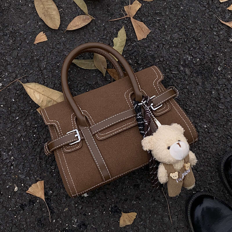 Commuting Matte for Women 2025 New Fashion Designer Bags Versatile Crossbody Exquisite Super Popular Handheld Small Square Bag