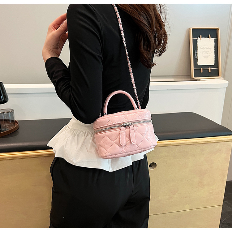 Luxury Brand Designer Bag 2025 New Bag Simple Mini Box Bag Stylish Shoulder Bag Women's Casual Korean Trendy Women's Hand Bag Free Shipping