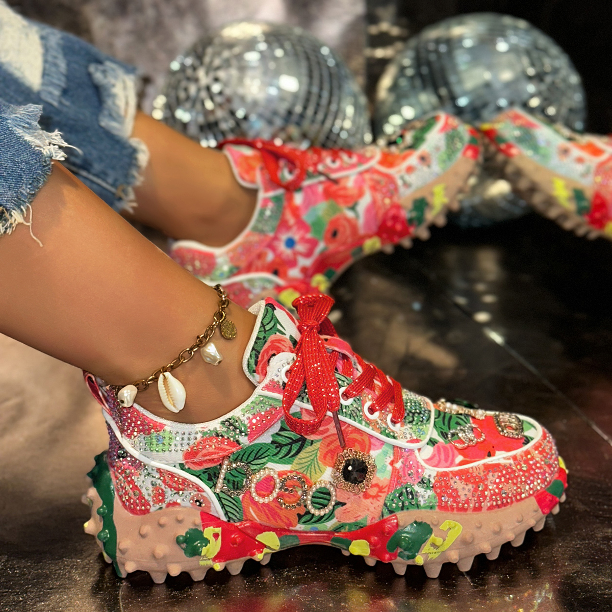 Women's Jeans Luxury Shoes Rhinestone Womens Sneaksers Diamond Breathable Metal Decorative Casual Shoes Non SlipThick Bottoms Designer Sports Sho