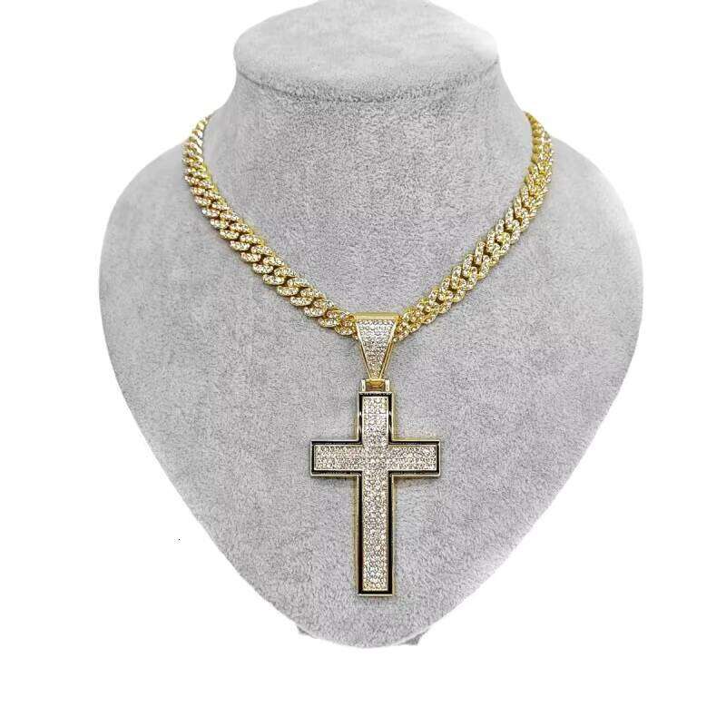 Men's Bold Cross-Shaped Cuban Pendant Necklace Zinc Alloy Chain Moissanite Hip-Hop Style