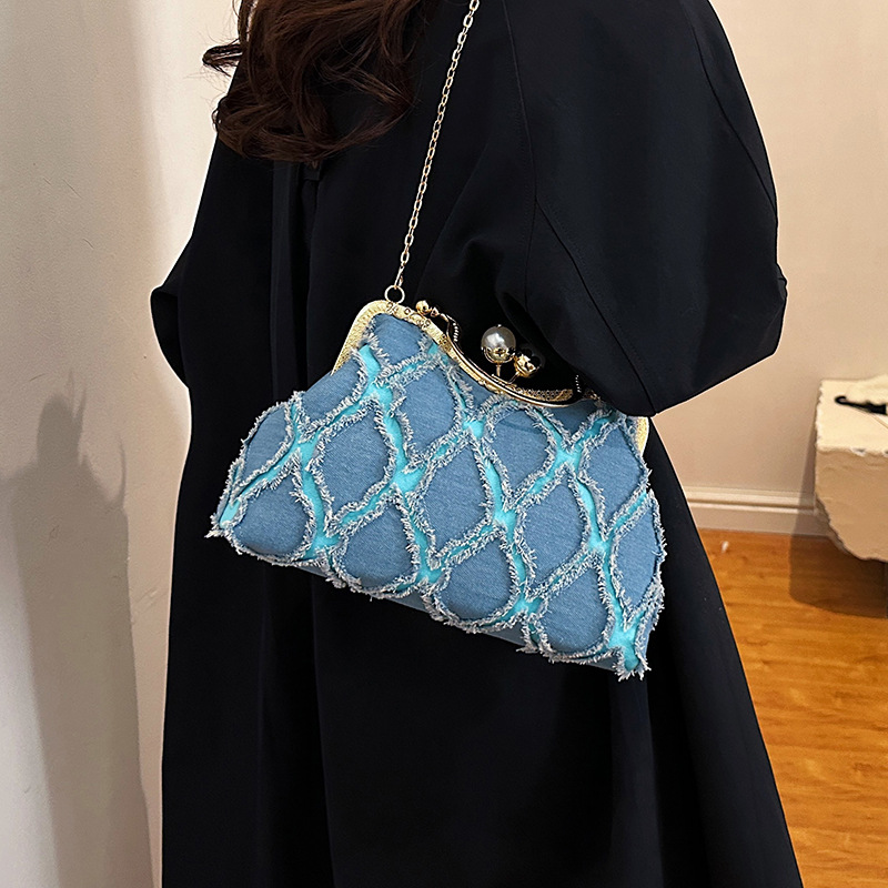 Free shipping designer Fashion Bags New high quality fashionable versatile single shoulder crossbody bag women Stylish Spiffy Unique