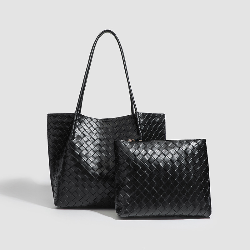 Luxury Brand Designer Bag 2025 Summer New Handwoven Women's Bag Light Luxury Simple Commuting High-End Feel Large Capacity Tote Bag