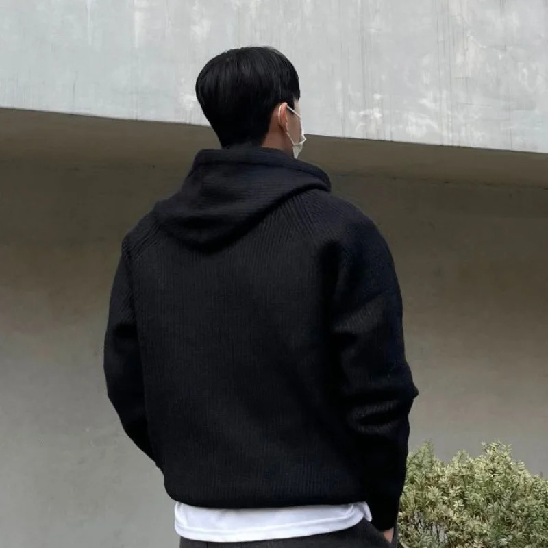 Autumn and winter sports fashion mens casual hooded knitted sweater warm jacket Korean version simple top 251015